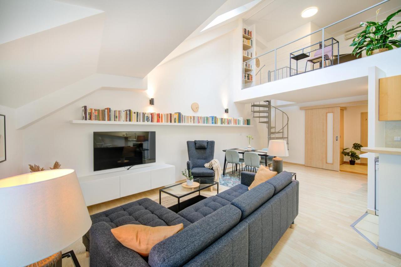 Residence Caesar By Homester Brno Bagian luar foto