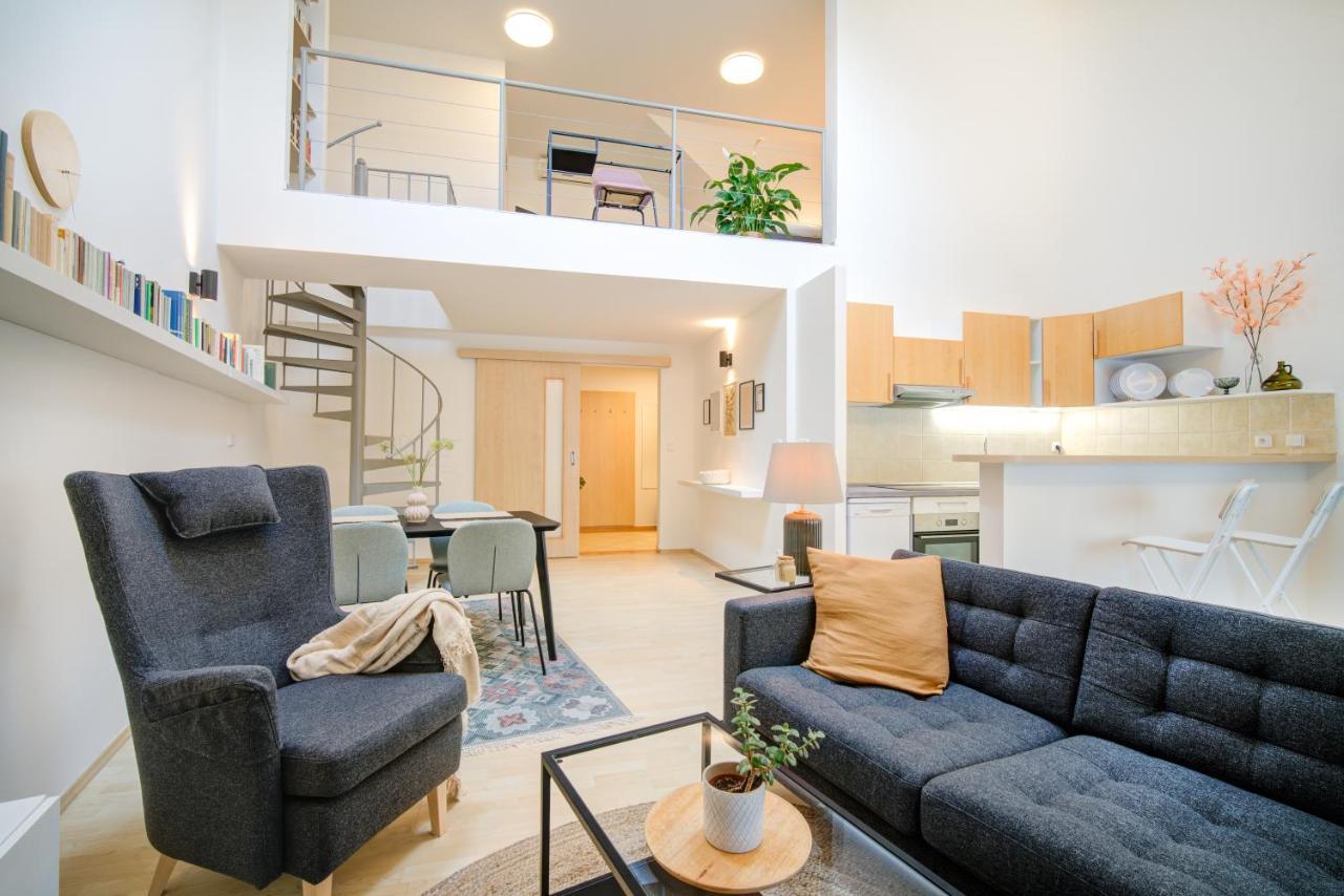 Residence Caesar By Homester Brno Bagian luar foto