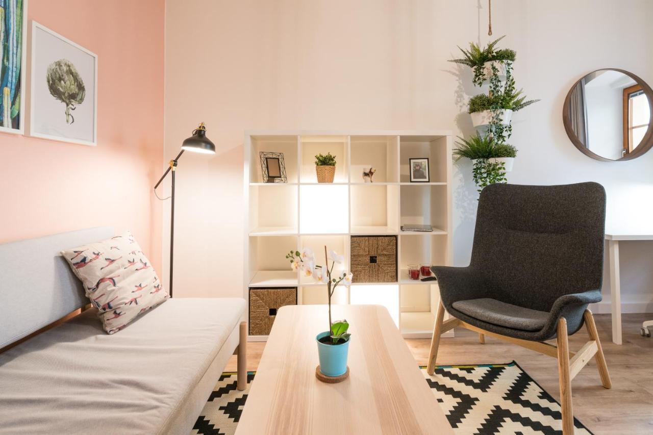 Residence Caesar By Homester Brno Bagian luar foto